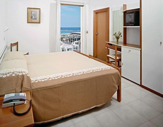 Hotel Saint Tropez Spa & Restaurant Lido Di Savio Phòng bức ảnh