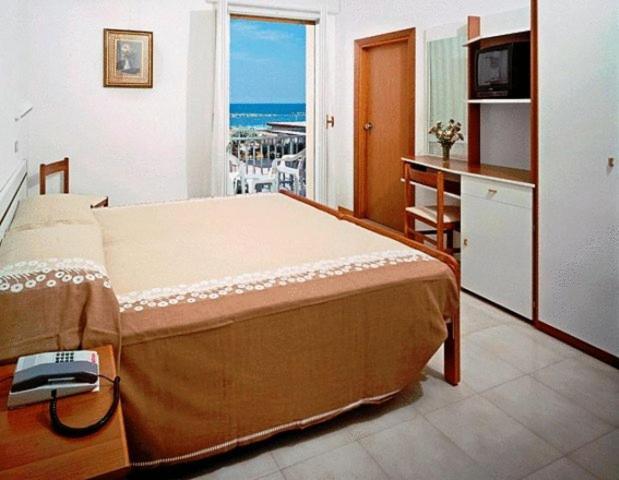 Hotel Saint Tropez Spa & Restaurant Lido Di Savio Phòng bức ảnh