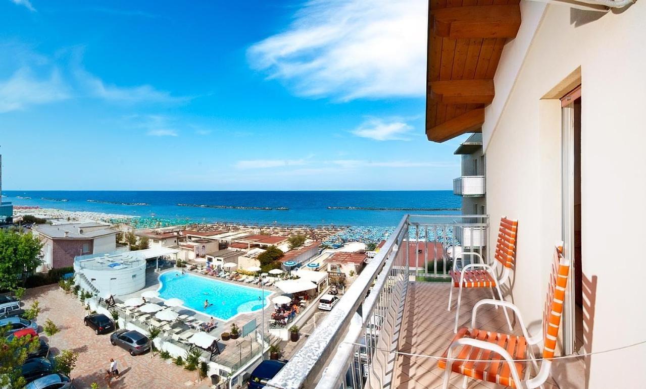 Hotel Saint Tropez Spa & Restaurant Lido Di Savio Phòng bức ảnh